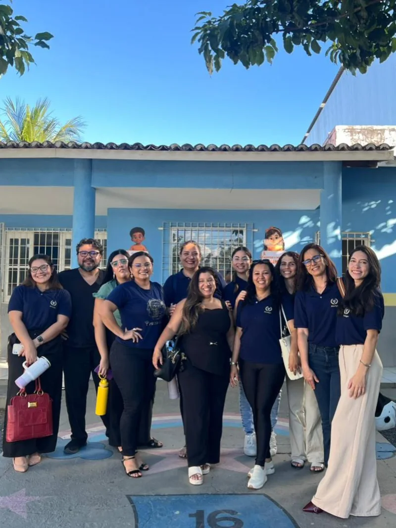 Turma reunida na chegada à unidade