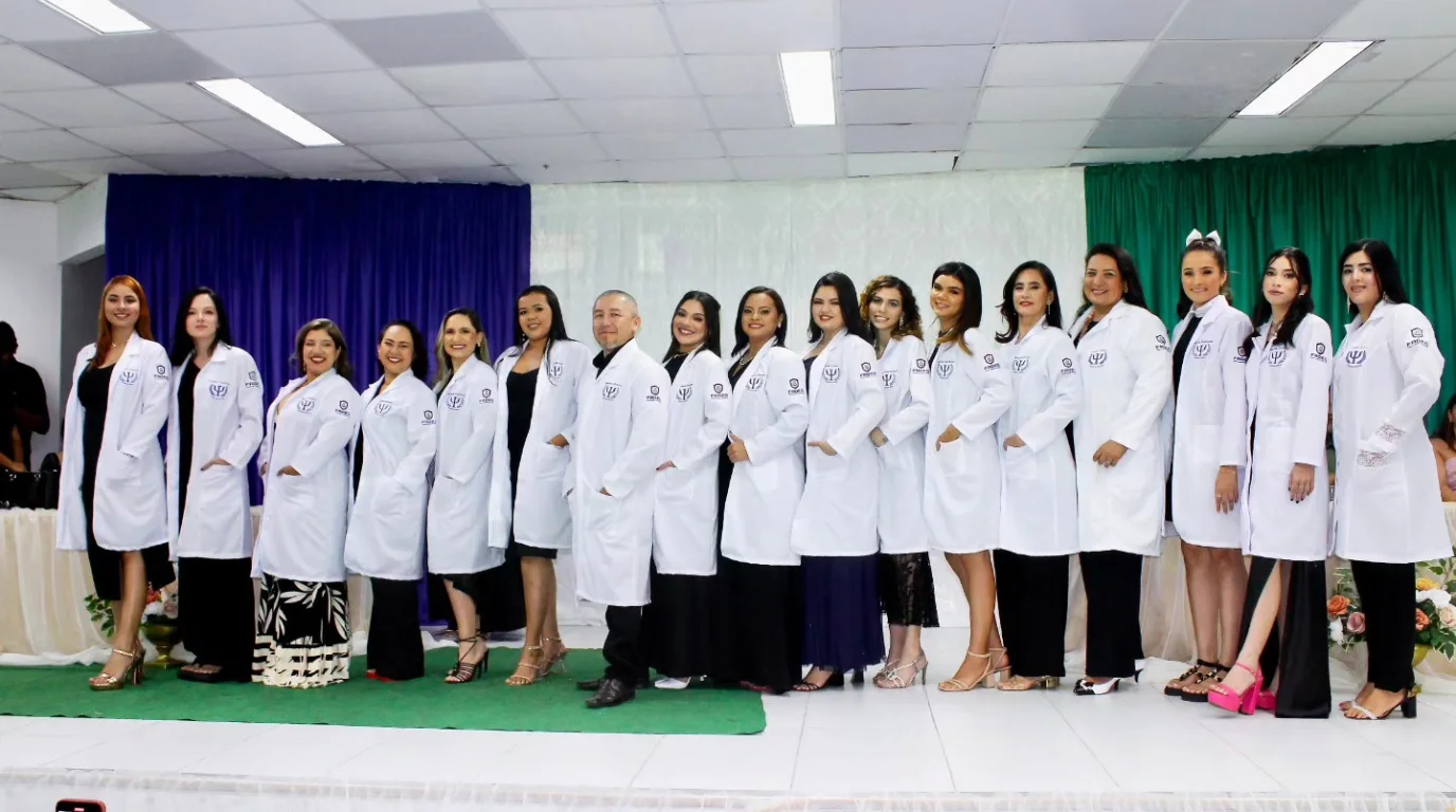 Turma de Psicologia na 1ª Cerimônia do Jaleco, em 14 de setembro de 2024.